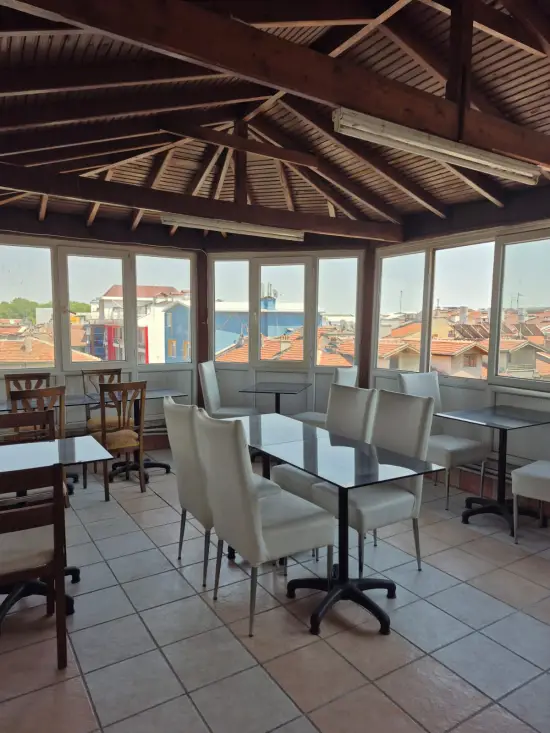 nova kurs çatı katımız - kafe